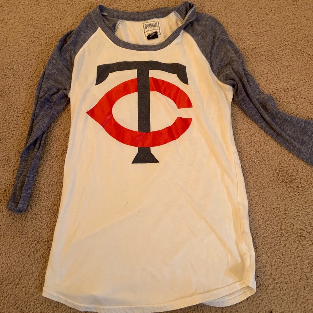 Twins 3/4 Sleeve Pink shirt